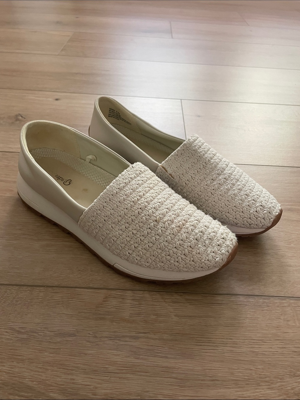 BareTraps 9.5 Women's Cream Woven Slip-On Loafers